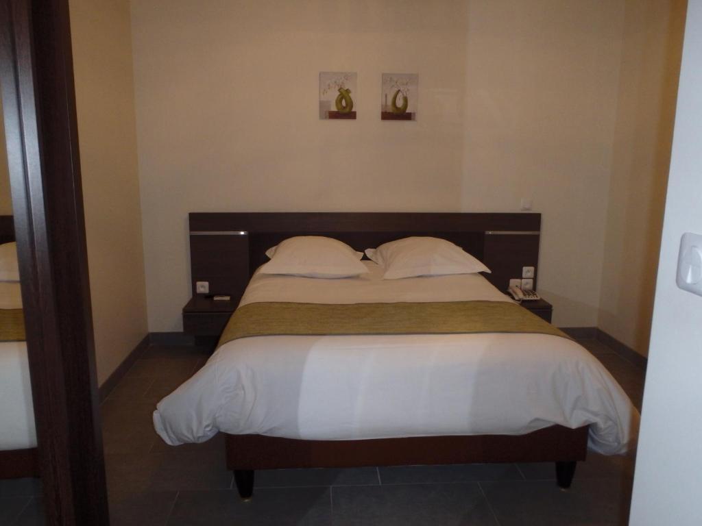 Contact Hotel Les Ailes Challes-les-Eaux Bilik gambar